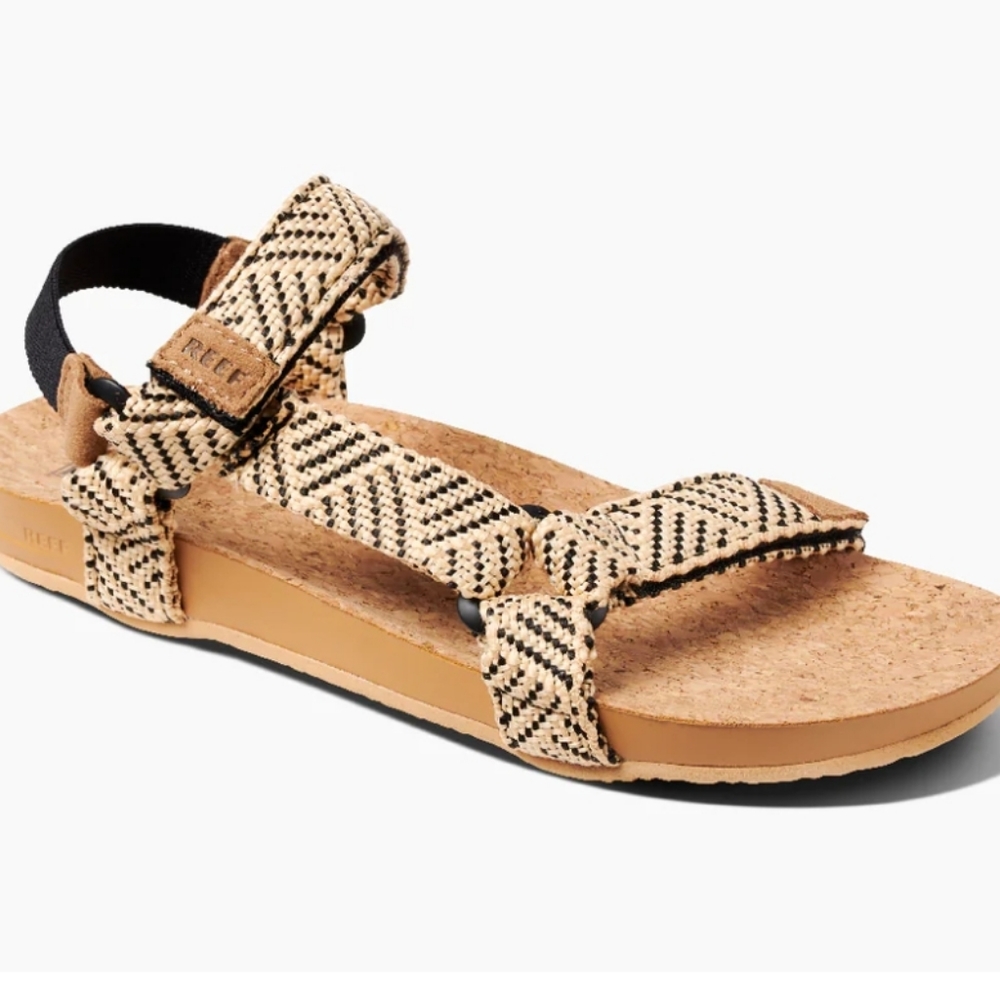 REEF CUSHION REM sz 8